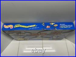 Vintage 1999 Mattel Hot Wheels Criss Cross Crash Motorized Race Track Set. New