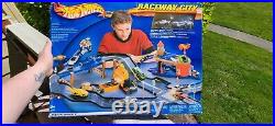 Vintage 2003 Hot Wheels Raceway City Track Playset Rare New In box Box Damaged