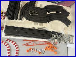 Vintage Aurora AFX Tomy Thunderloop Thriller Slot Car Track Set Boxed with 5 Cars