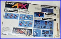 Vintage Aurora AFX Tomy Thunderloop Thriller Slot Car Track Set Boxed with 5 Cars