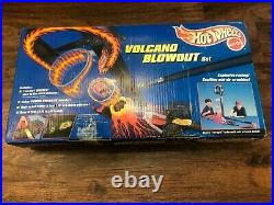 Vintage Hot Wheels 1997 Volcano Blowout Car Track Set New Open Box