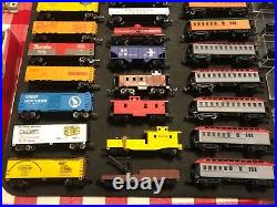 Vintage N Gauge Model Train Set Engines Cars Track Switches Buildings Controls +