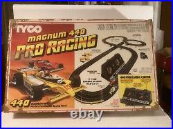 Vtg. 1981 Tyco Magnum 440 Pro Racing Slot Car Track (Complete) Tested/Working