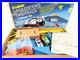 Vtg-1985-Shaper-Stomper-Speedsters-Twistrack-Toy-Car-Racing-Track-Set-BOX-01-op